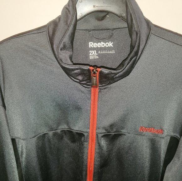 Reebok Grey Black/ Red sports coat - Picture 1 of 11